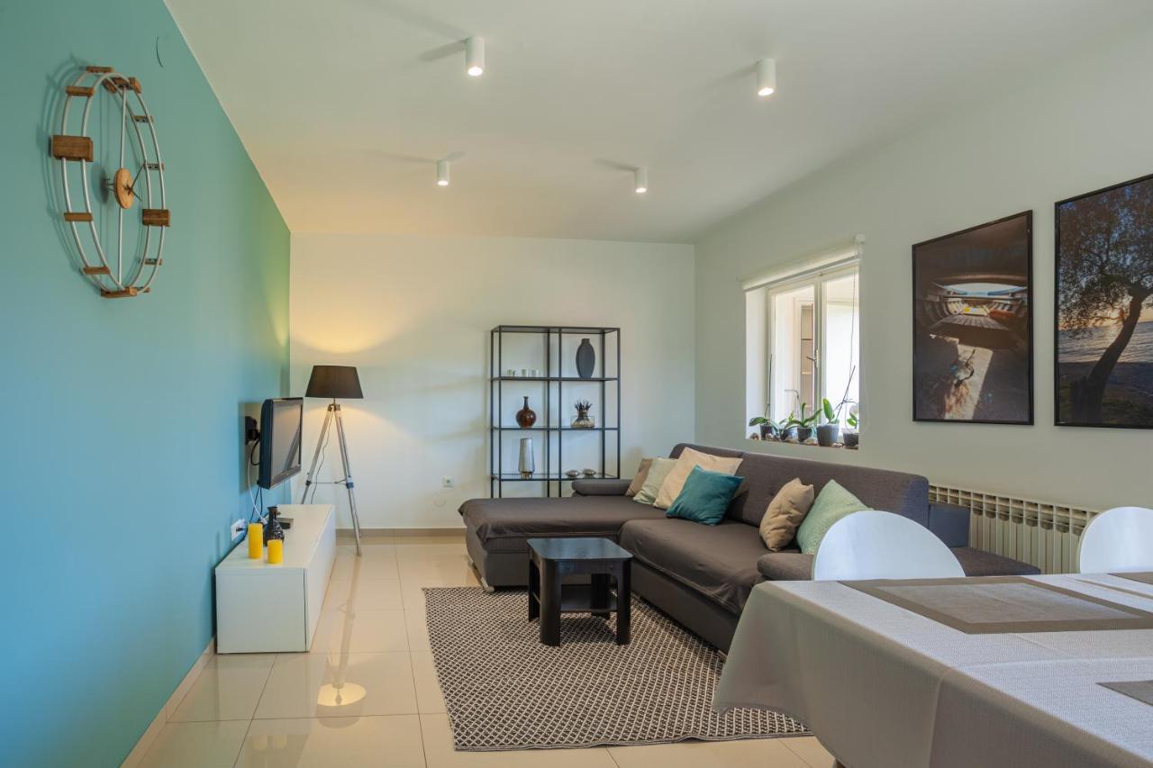 Apartman Petra Cres Exterior foto